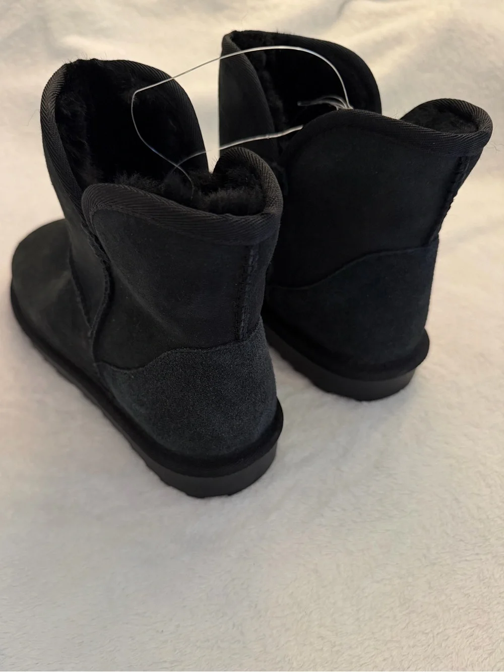 Kirkland Signature Black Short Shearling scalloped edge Boots women’s size 9